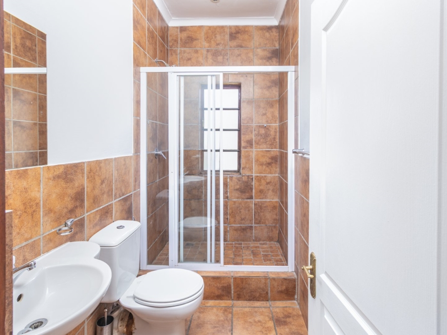 To Let 3 Bedroom Property for Rent in Landsmeer Residential Estate North West